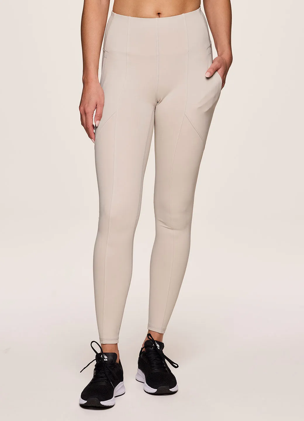 Trek It Pocket Legging