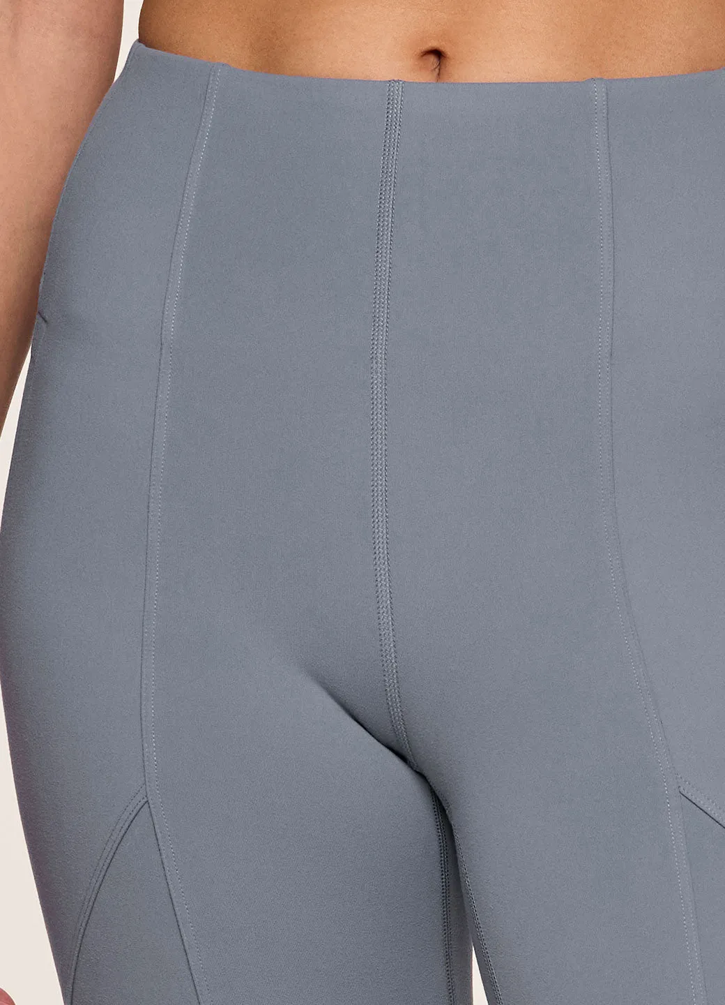 Trek It Pocket Legging