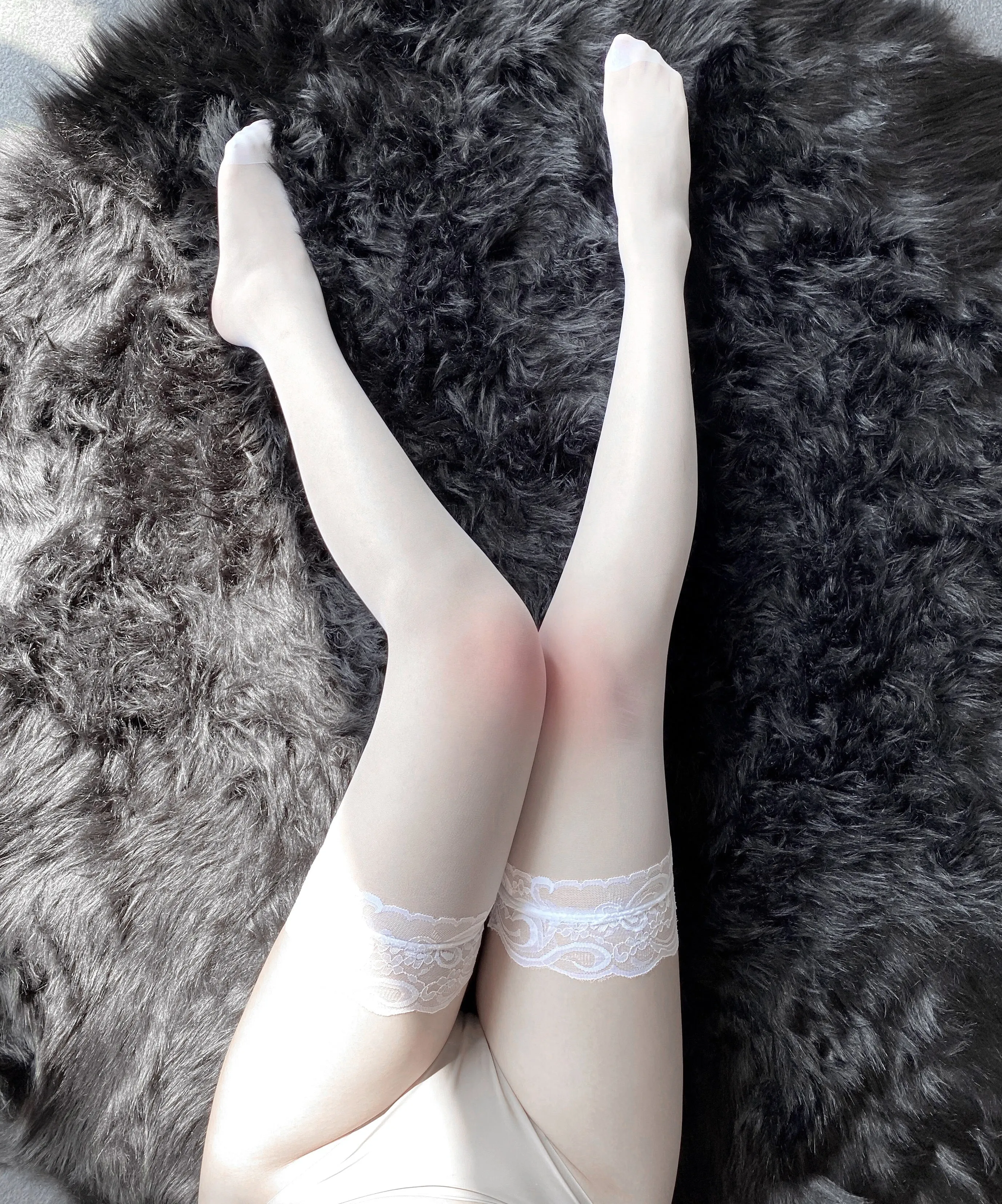 W-3005 Lace stockings